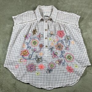 Pilcro Anthropologie Embroidered Short Sleeve Henley Shirt Small Boho Boxy